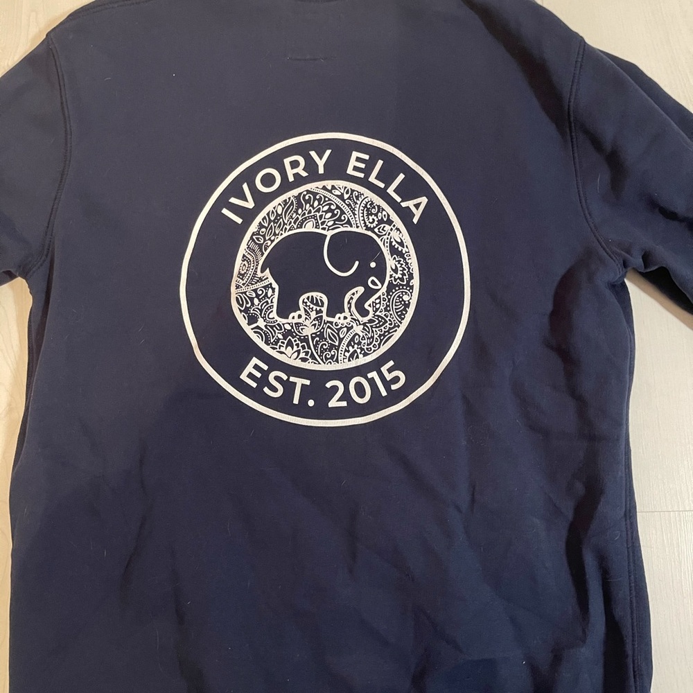 IVORY ELLA navy Blue crew neck